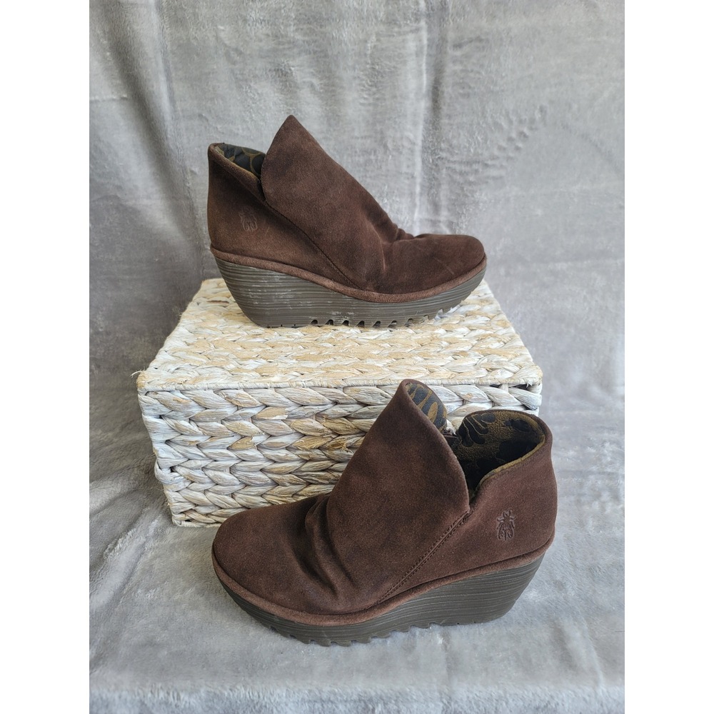 Fly London Chocolate Brown Suede Wedge Ankle Booties EU 38 7.5 Artsy Euro Boho